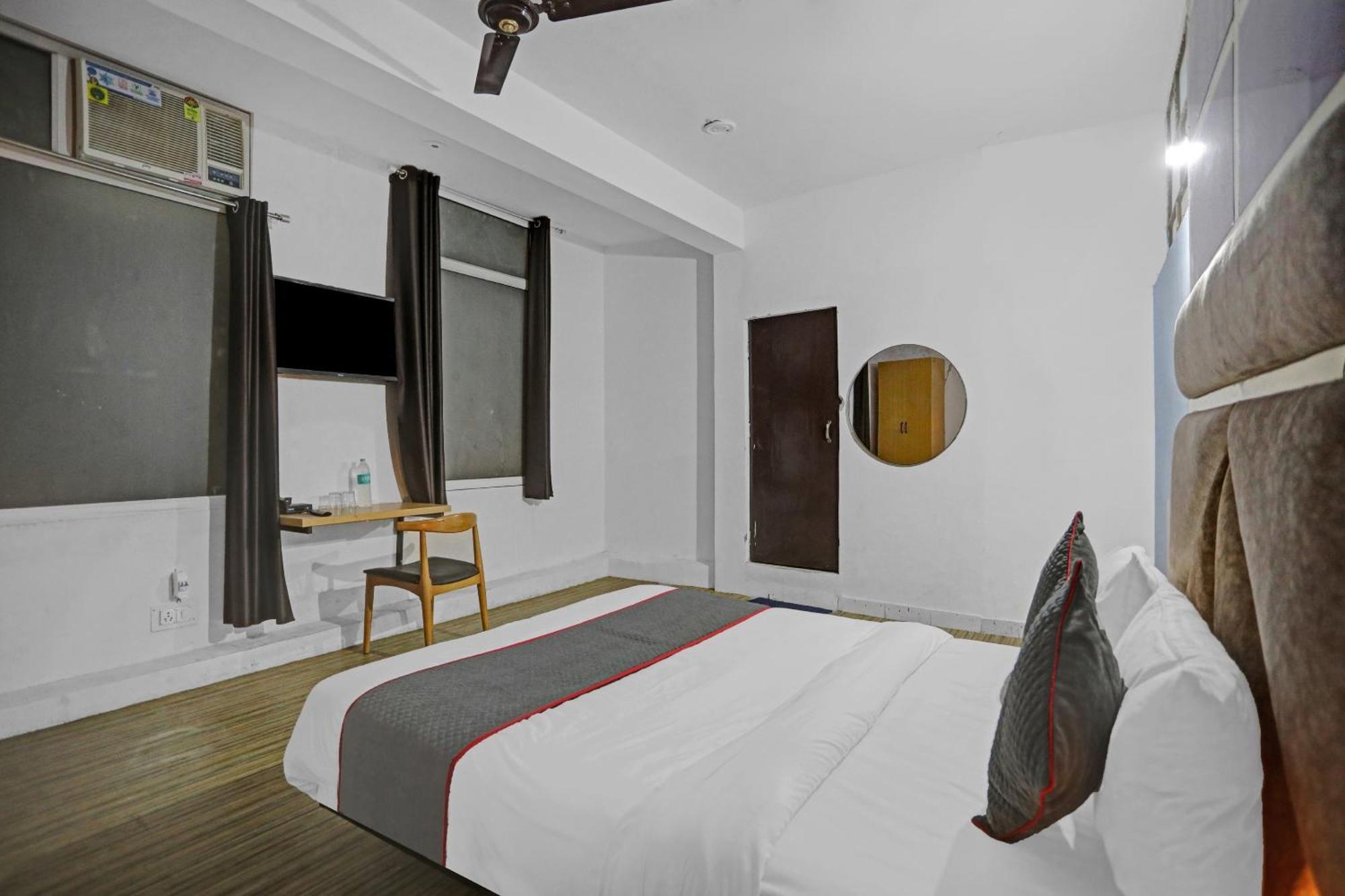 Collection O Jps Near Pvr Vikaspuri Delhi Hotel ภายนอก รูปภาพ